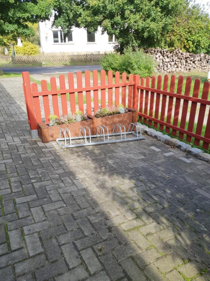 Ferienwohnungen Ruegen-Glueck Lohme Bagian luar foto